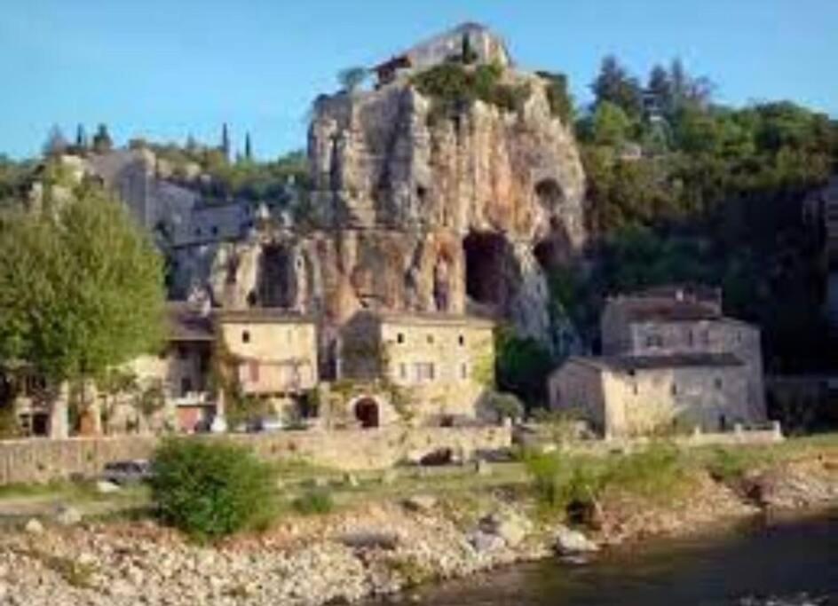 Вилла La O'Liso Gorges De L'Ardeche Салава Экстерьер фото